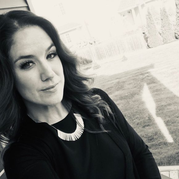 Meet your Posher, Renee - Picture 1 of 1